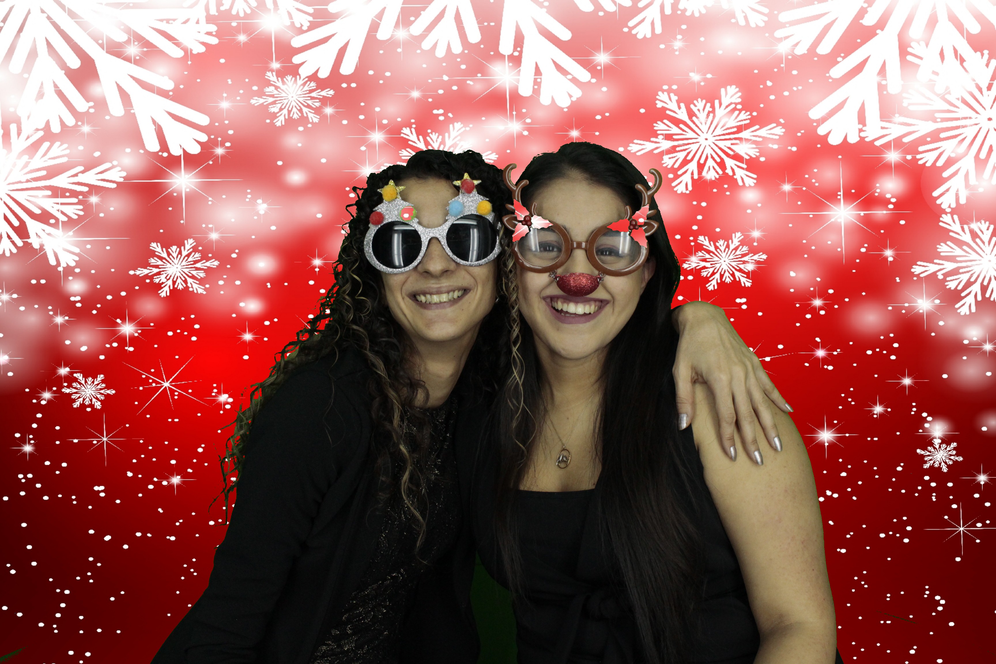 Silvermere Christmas Party | View more photos from the event at gallery.myphotoboothexperience.co.uk/u/MyPhotoBoothExperienceLtd/Silvermere-Christmas-Party-3